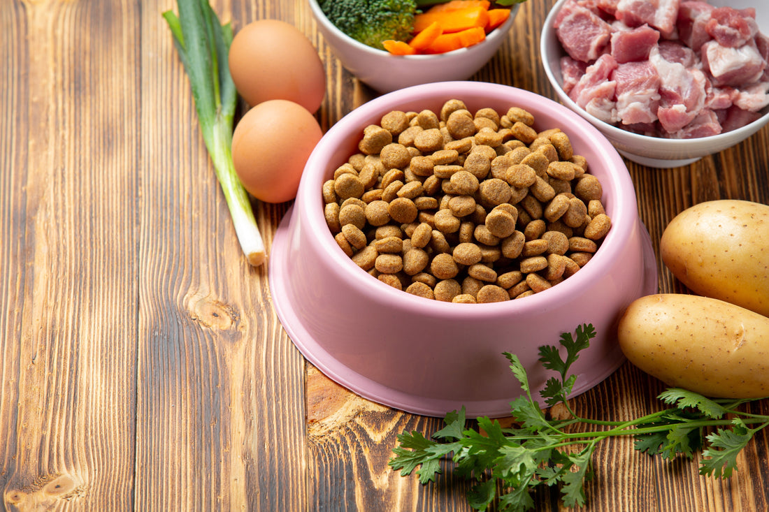 Pet food featuring meat, vegetables, and egg