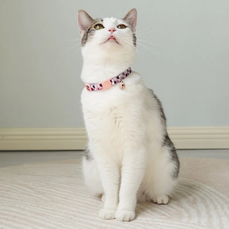 2PCS Cat Collar Adjustable Safety Pet Collar Flower Printed with Bell Ring Necklace for Cat Puppy Small Dog Pet Accessories